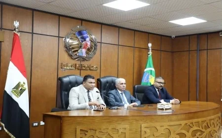 المنيا تستضيف اجتماعاً حاسماً لتحديث منظومة تراخيص المحال العامة