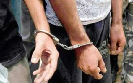 القبض على شقيقين بتهمة الاحتيال ببيع وحدات سكنية متعددة الضحايا للمواطنين