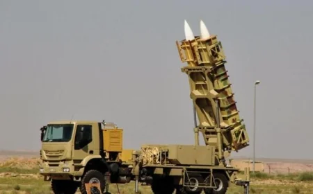 بولندا تسقط أجساماً معادية في مجالها الجوي وتجتمع بمكتب الأمن القومي لبحث التطورات