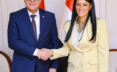 المشاط ونظيرها التونسي يناقشان تبادل الخبرات في التخطيط واستراتيجيات التنمية لتعزيز التعاون العربي