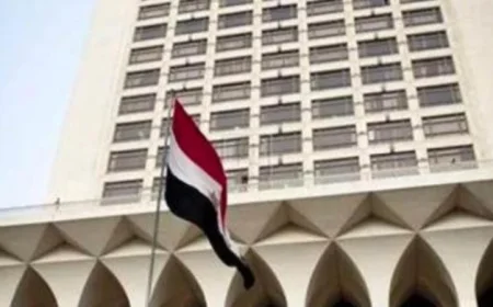 الخارجية تدعو شباب مصر للتأكد من مصداقية عقود العمل بالخارج لتحاشي المخاطر