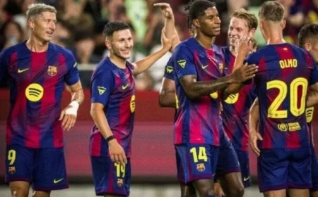 برشلونة يستعيد نجومه الدوليين استعداداً لمواجهة قوية ضد فالنسيا في الدوري الإسباني