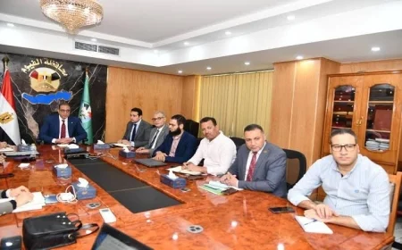 محافظ الفيوم يبحث تطوير السياحة البيئية في وادي الريان لزيادة الجذب السياحي