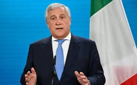 وزير خارجية إيطاليا يؤكد: ضرورة وقف المذبحة في غزة والوضع الحالي غير مقبول