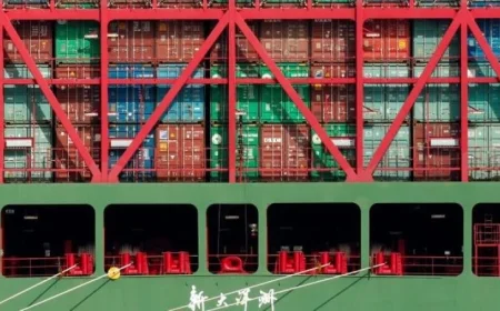 تحسن العجز التجاري الأمريكي في أغسطس مدفوعًا بزيادة إيرادات الرسوم