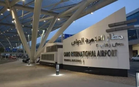 إحباط محاولة تهريب أقراص مخدرة في مطار القاهرة من قبل الجمارك