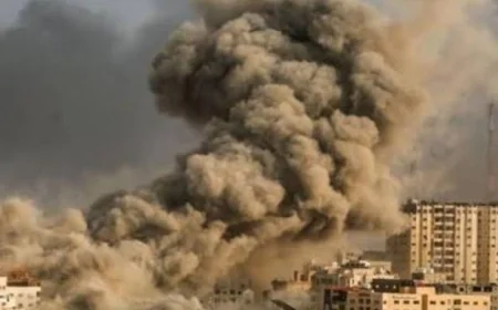 تصعيد عنيف: الاحتلال الإسرائيلي يستهدف الأبراج السكنية بقطاع غزة