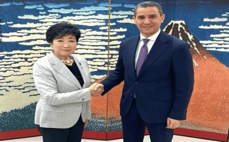 سفير مصر في اليابان يناقش تعزيز التعاون مع محافظ طوكيو لتطوير الشراكات المشتركة