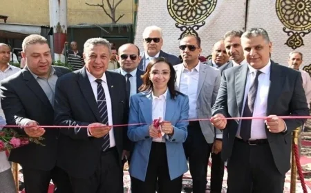 افتتاح محافظ البحيرة لمعرض منتجات المدارس الفنية في مدرسة شوكت الزراعية