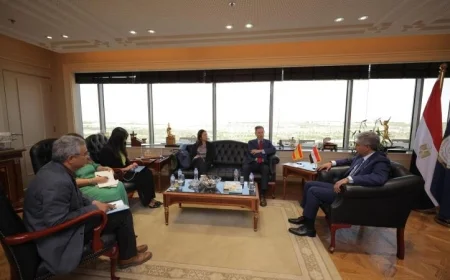 وزير السياحة يلتقي سفير إسبانيا بالقاهرة لبحث تعزيز التعاون السياحي