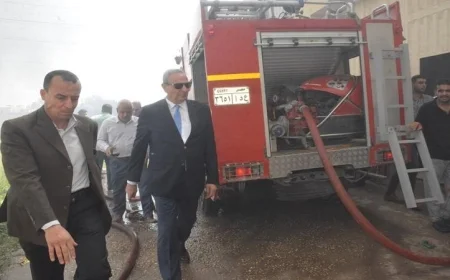 محافظ الغربية ومدير الأمن يتابعان مباشرة السيطرة على حريق مصنع السجاد في سمنود