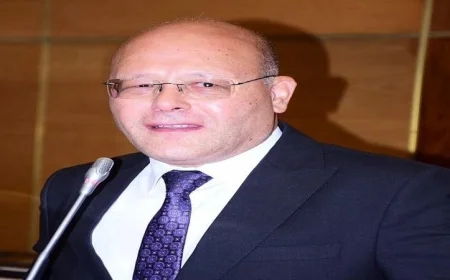 كلية التجارة بجامعة سوهاج تطلق برامج الدكتوراة المهنية