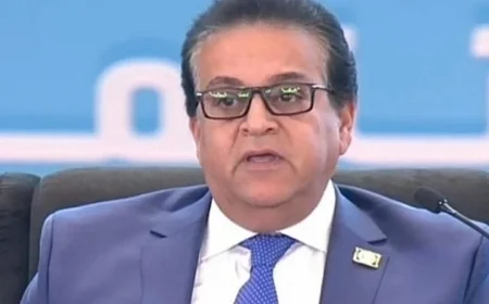 وزير الصحة يستعرض خطة شاملة لتطبيق التأمين الصحي تدريجياً في جميع المحافظات