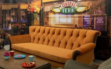 افتتاح مقهى مشابه لسنترال بيرك الشهير من مسلسل فريندز في نيويورك يجذب عشاق المسلسل