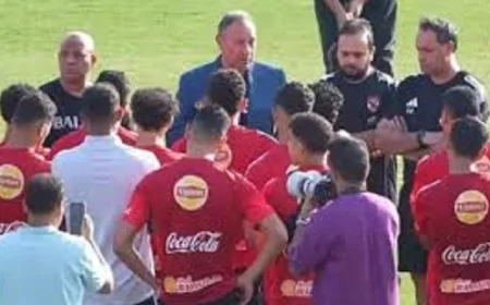 الخطيب يشرف على تدريبات الأهلي ويراقب حالة المصابين الطبية بعناية