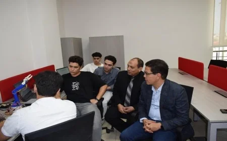 رئيس جامعة بنها يزور برنامج التدريب الصيفي لطلاب الجامعات لتعزيز المهارات