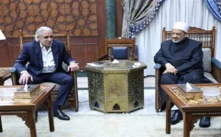 شيخ الأزهر يعلن استعداده للتعاون في تطوير برامج لربط الشباب بالقرآن الكريم