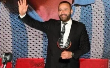 أحمد السقا يتألق بحصد جائزة أفضل ممثل سينمائي عن فيلم أحمد وأحمد في حفل دير جيست
