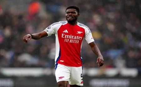 إفراج بكفالة عن توماس بارتي بعد مثوله أمام المحكمة بتهم اغتصاب