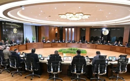 رئيس الوزراء يعلن عن خطط مصرية للتعامل مع تدفق الفلسطينيين نحو الحدود المصرية