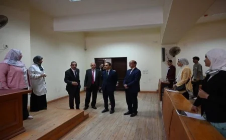 رئيس جامعة الفيوم يتابع انطلاق العام الجامعي الجديد بجولة تفقدية في الكليات