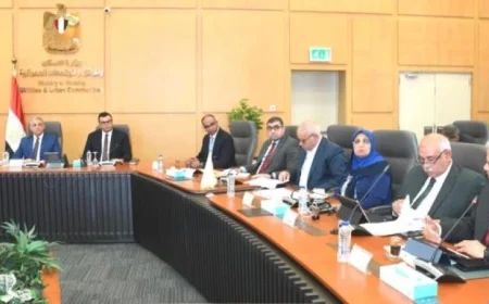 متابعة حثيثة من وزير الإسكان ومحافظ الإسماعيلية لملفات العمل المشتركة