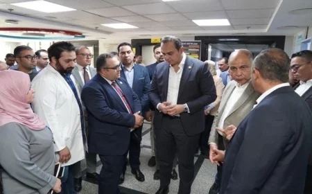 رئيس الرعاية الصحية والمحافظ يزوران مستشفيات التأمين الصحي للمرحلة الثانية