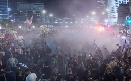 الشرطة الإسرائيلية تفرق اعتصامًا أمام منزل نتنياهو