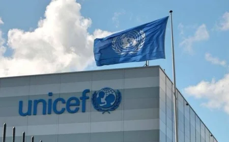 تصعيد هجوم إسرائيل البري على غزة يدفع الآلاف لنزوح جماعي قسري تحذير من اليونيسف