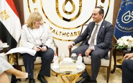 رئيس الرعاية الصحية ونائب وزير صحة روسيا يناقشان تطوير التعاون في التعليم الطبي