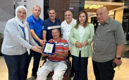 تكريم أسطورة كرة الطائرة محمد الشكشاكي في حضور رئيسة الاتحاد الإفريقي