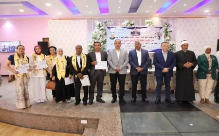 محافظ البحر الأحمر يكرم الطلاب الأوائل والمتفوقين في حفل مميز