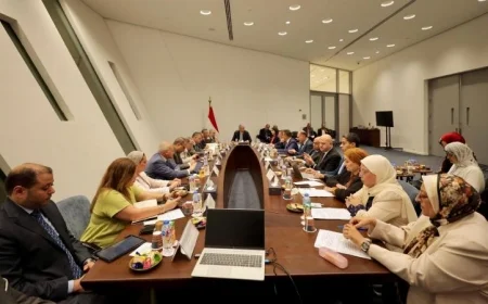 وزير السياحة والآثار يرأس اجتماع مجلس إدارة هيئة المتحف المصري الكبير لتعزيز القطاع السياحي