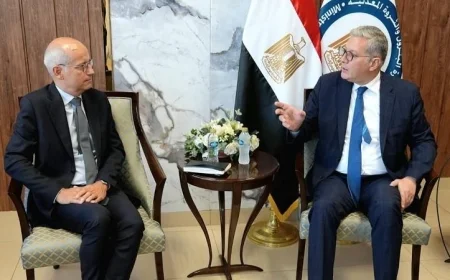 وزير البترول يعزز التعاون مع توتال الفرنسية في شرق المتوسط