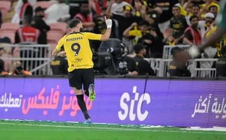 تقرير سعودي يكشف موعد عودة بنزيما إلى اتحاد جدة