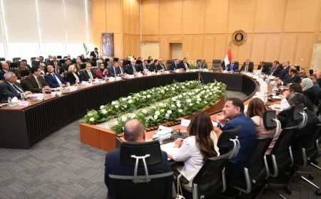 بالصور وزير النقل يقود الاجتماع الحادي والثلاثين للمجموعة الوزارية للتنمية الصناعية