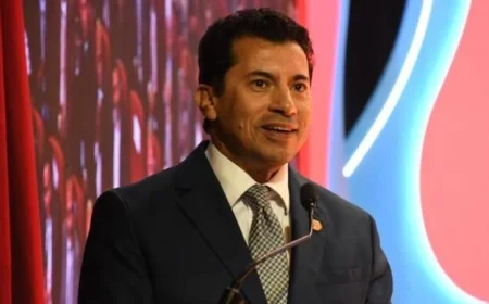 شاهد بالصور وزير الشباب والرياضة في حفل ختام مهرجان اكتشاف المواهب