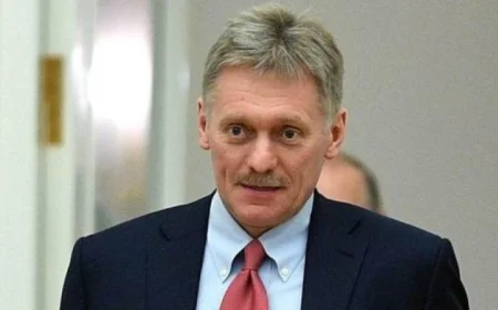 بوتين يعبر عن استعداده لحل الأزمة الأوكرانية وفقًا للكرملين