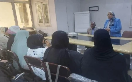 محافظ أسوان يواصل متابعة تدريب الرائدات الريفيات وتطوير أعضاء المجلس القومي للمرأة