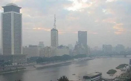 الأرصاد الجوية: غدا طقس حار ورطب نهارا ومعتدل ليلا مع تسجيل 32 درجة مئوية في القاهرة