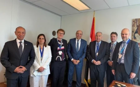 الحفني يبحث تعزيز التعاون مع وزراء ومسؤولي النقل في أوروبا