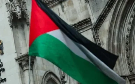 الاعتراف بفلسطين يدفع بلدية سان-دوني الفرنسية إلى رفع العلم الفلسطيني