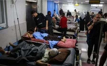 الإغاثة الطبية في غزة تواجه تحديات إنسانية بسبب نزوح المؤسسات