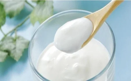 تناول الزبادي يقي من أمراض القلب والأوعية: دراسة تبرز فوائده الصحية