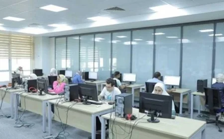 مكتب تنسيق القبول بالجامعات الحكومية والمعاهد العليا يختتم أعمال عام 2025 بنجاح