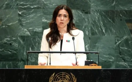 الإمارات تدعو إلى إقامة الدولة الفلسطينية وتفعيل حل الدولتين لتعزيز السلام الدائم في المنطقة