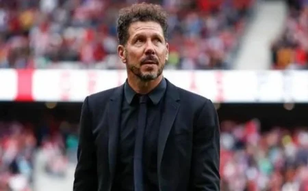 سيميوني يشيد بأداء رائع لأتلتيكو مدريد في مواجهة ريال مدريد