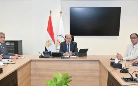 وزير الري يستعرض خطوات تطوير الواجهات النيلية في المحافظات