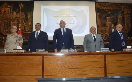 محافظ الغربية يشيد بتضحيات شهداء مصنع المحلة ويؤكد أن الدولة لن تنسى بطولاتهم