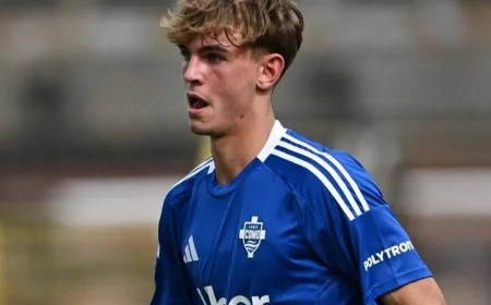 تشيلسي وريال مدريد يتصارعان لضم نجم كومو نيكو باز